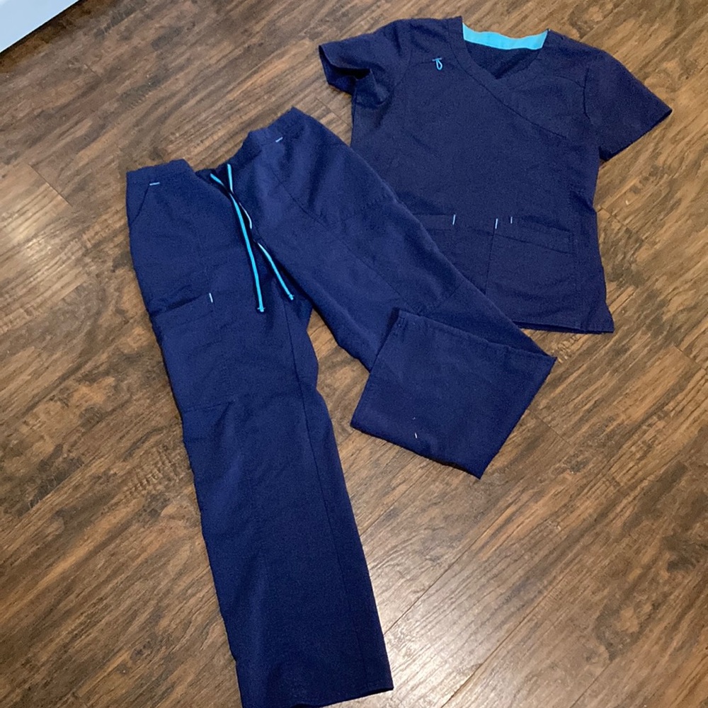 Scrub star set- navy- size small
